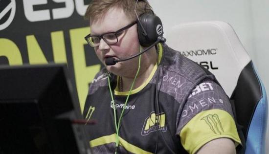 boombl4:这次比赛也很难说有弱队 如果一定要说的话应该是nip